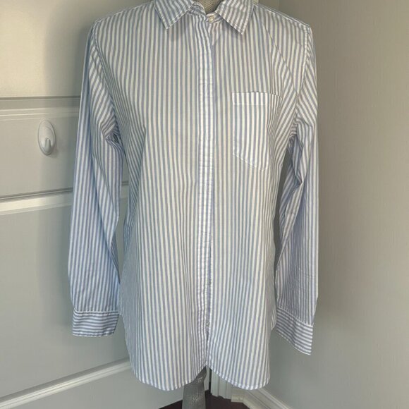 Amazon Essential Women's Classic Fit Long Sleeve Button Down Poplin Shirt Size M - Picture 3 of 4